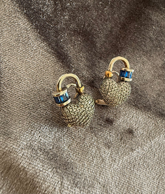 Aretas corazón en plata